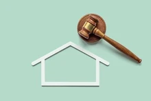 Repise à la barre du tribunal